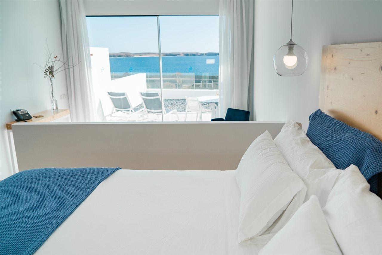 Calalanzarote Suites Hotel - Adults Only Playa Blanca  Exterior foto A room at the hotel
