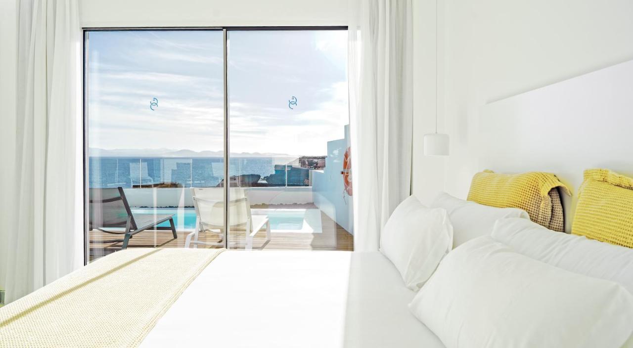 Calalanzarote Suites Hotel - Adults Only Playa Blanca  Exterior foto A room at the hotel